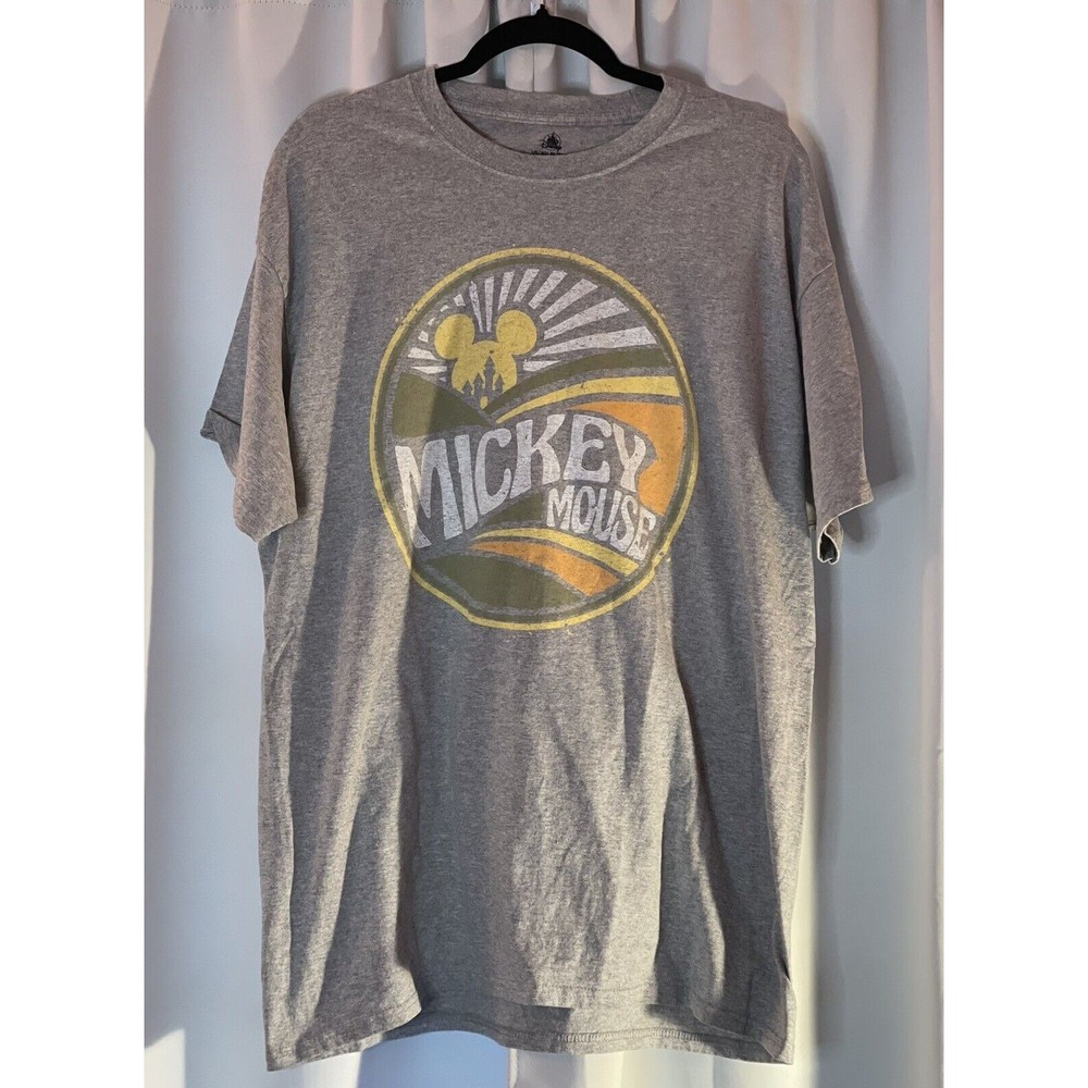 Disney Mickey Mouse Graphic T-Shirt Mens XL Gray Retro Castle Landscape Tee